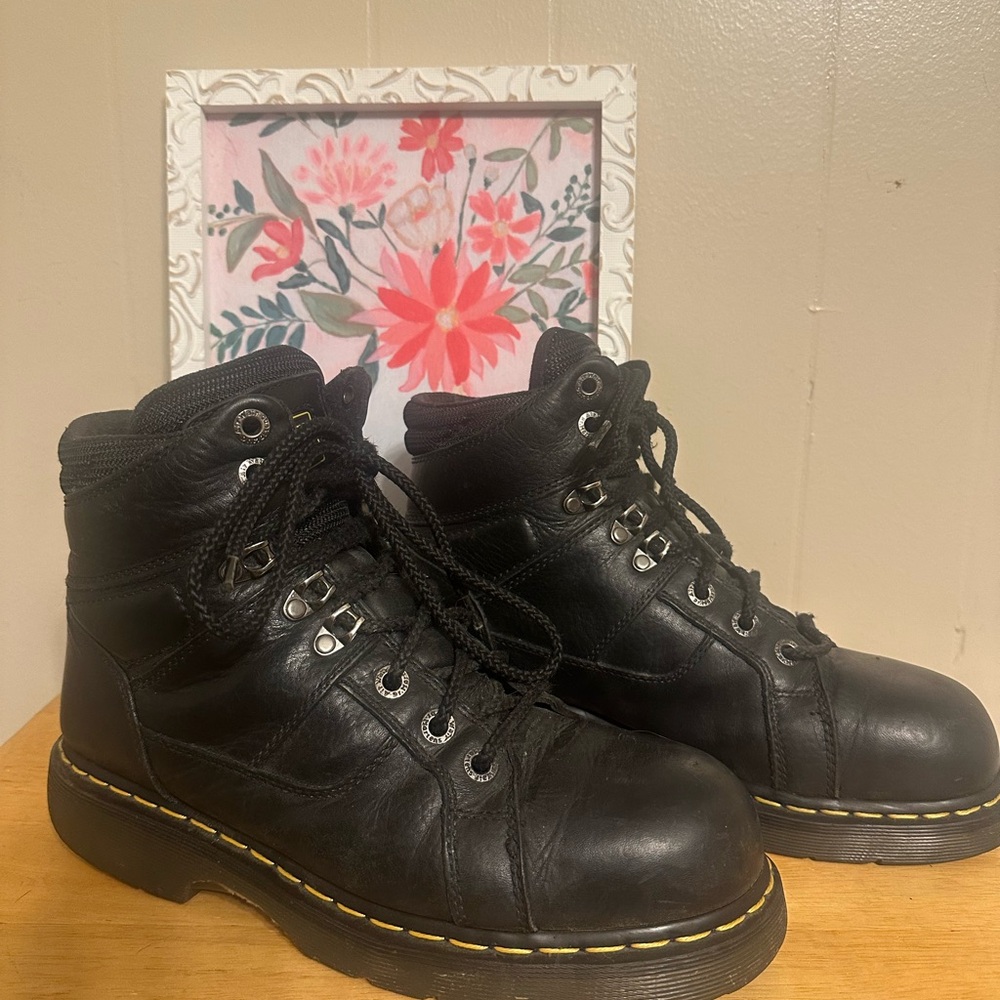 Dr Marten Boots Steel Toe Boots.  Men’s S10. Slip Resistant Black, Astm F2413-05